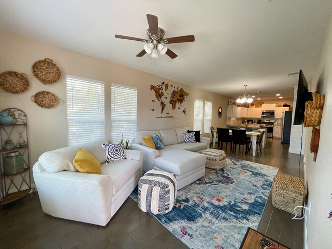 property at 422 S Olive St