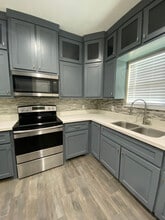 2005 Harrison St, Unit 2 in Weslaco, TX - Building Photo - Building Photo