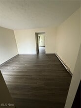 2817 Vista View Dr in Nashport, OH - Building Photo - Building Photo