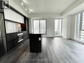 225 Sumach St in Toronto, ON - Building Photo - Building Photo