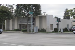 108 S College Dr in Santa Maria, CA - Building Photo