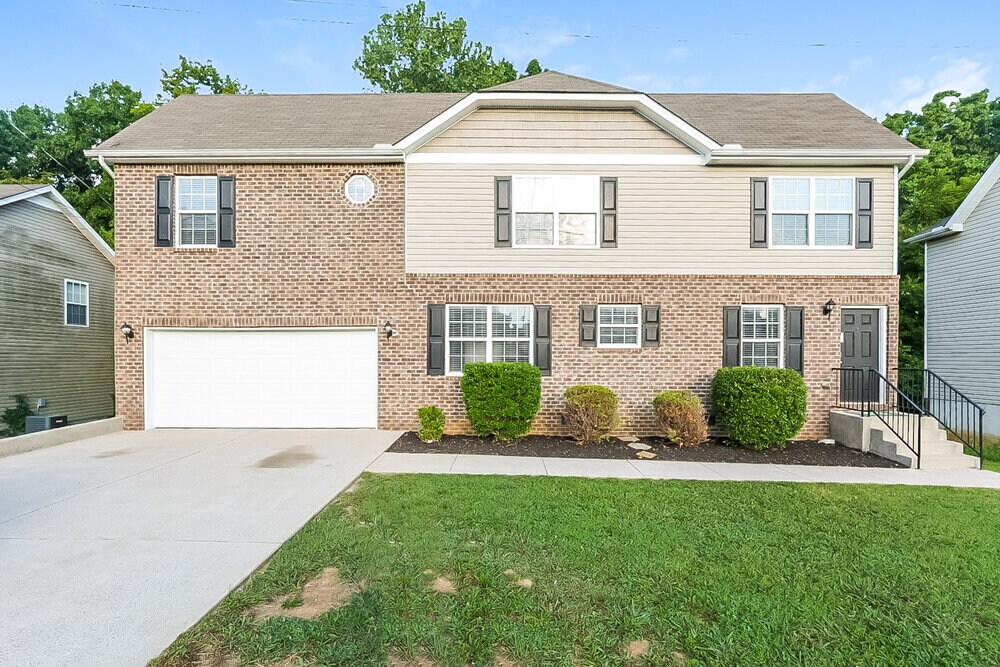 117 Lyndhurst Dr in La Vergne, TN - Building Photo