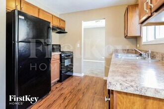 1143 Greensfield Dr in Naperville, IL - Building Photo - Building Photo