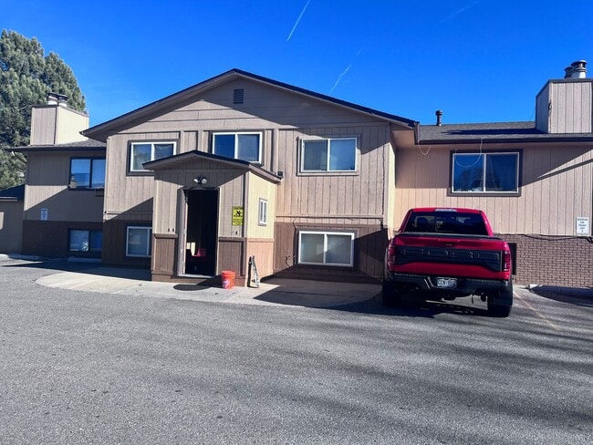 127 W 45th St in Loveland, CO - Building Photo - Building Photo