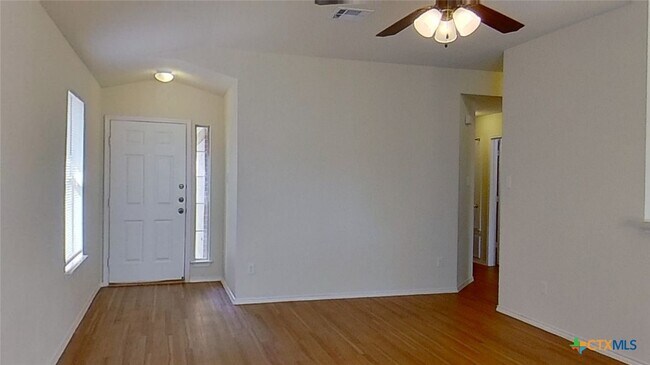 1105 Burgess Dr in Leander, TX - Building Photo - Building Photo