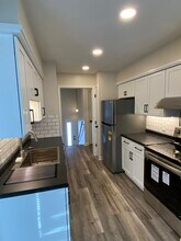 10713 Browne St in Omaha, NE - Foto de edificio - Building Photo