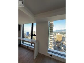 1408 Robson St in Vancouver, BC - Building Photo - Building Photo