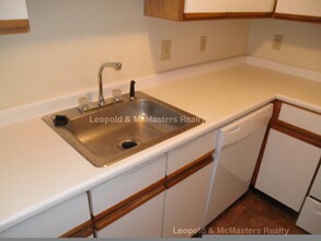 58 Leo M Birmingham Pky, Unit 3 in Boston, MA - Building Photo - Building Photo
