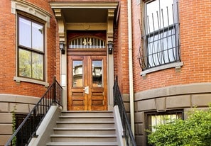 44 Concord Square Apartments