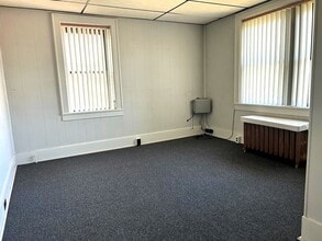 304 Hickman St, Unit 5 in Bridgeville, PA - Building Photo - Building Photo