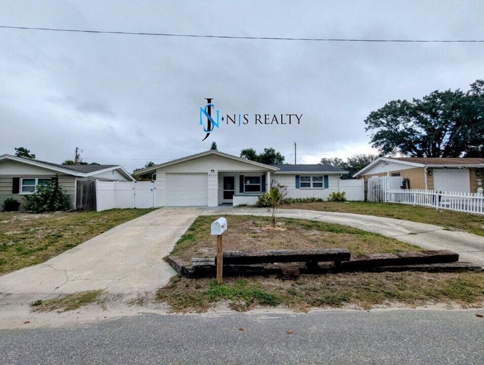 4732 Jacqueline Dr in New Port Richey, FL - Building Photo