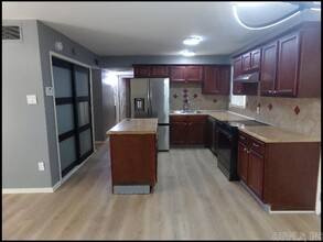 24 Lamont Dr in Little Rock, AR - Building Photo - Building Photo