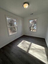 1641 E Central St in Springfield, MO - Building Photo - Building Photo