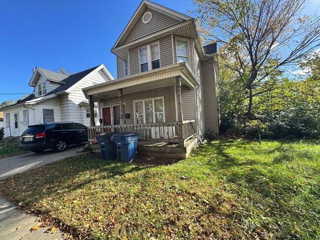 1565 Jermain Dr in Toledo, OH - Building Photo - Building Photo