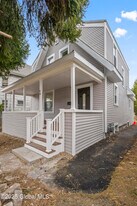 38 W Erie St in Albany, NY - Building Photo