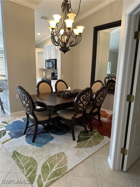property at 10381 McArthur Palms Ln