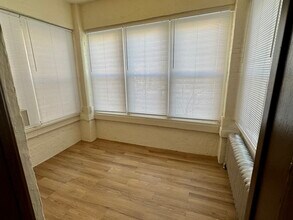 857 W Lawrence Ave in Chicago, IL - Building Photo - Building Photo