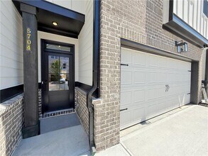 5704 Urban Vlg Wy in Tucker, GA - Building Photo - Building Photo