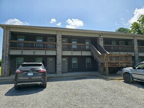 1423 McLain St in Newport, AR - Building Photo - Building Photo