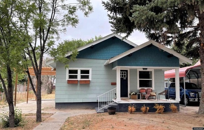 property at 2518 W D St