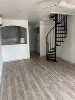 1215 Terjo Ln, Unit A in Austin, TX - Building Photo