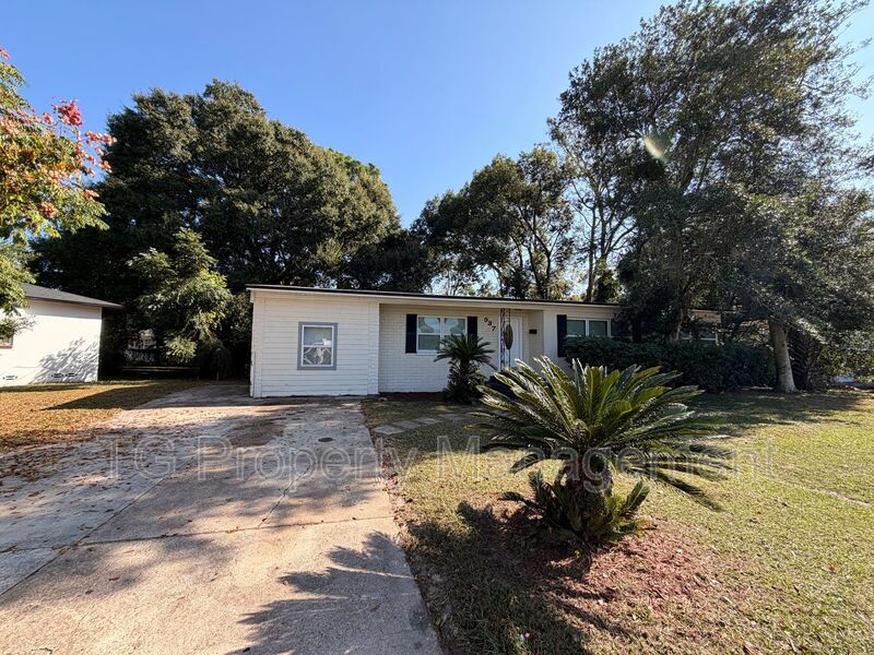 937 Moravon Ave in Jacksonville, FL - Building Photo
