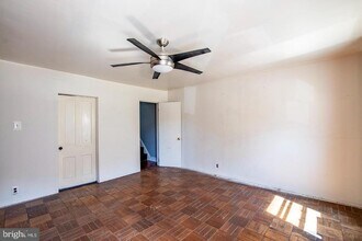 1339 Christian St in Philadelphia, PA - Building Photo - Building Photo