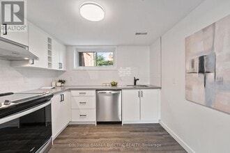 8B Pottinger St in Kawartha Lakes, ON - Building Photo - Building Photo
