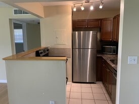 9105 SW 137th Ter, Unit G in Miami, FL - Building Photo