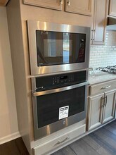 135 Berkeley Ave in Mooresville, NC - Building Photo - Building Photo