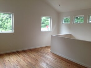 1738 Main St in Pleasant Valley, NY - Building Photo - Building Photo