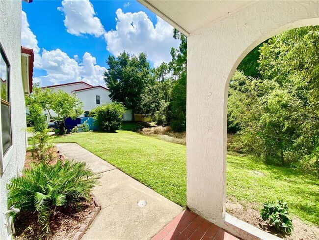 5056 Ernst Ct in Orlando, FL - Foto de edificio - Building Photo