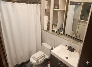 461 Gibbs Pond Rd, Unit 1 in Nesconset, NY - Building Photo - Building Photo