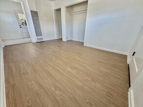 834 Penn St in El Segundo, CA - Building Photo - Building Photo