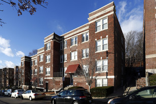 Commonwealth Apartamentos