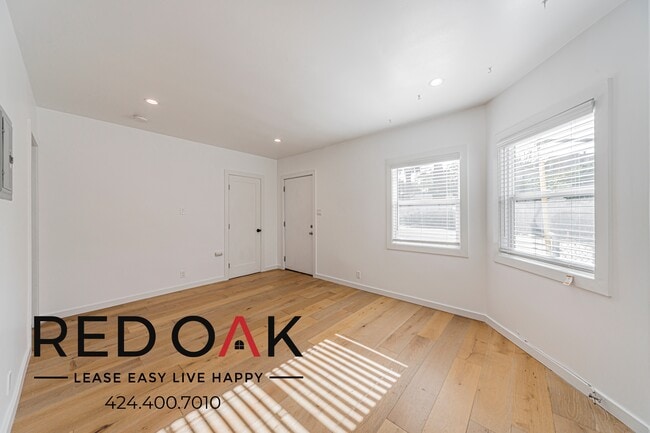 property at 1060 N Avenue 50