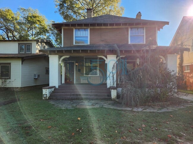 property at 2217 S Battery St