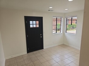 741 Shull St in West Columbia, SC - Building Photo - Building Photo