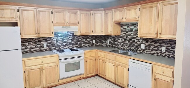 4955 E Vintage Ln in Lake Charles, LA - Building Photo - Building Photo