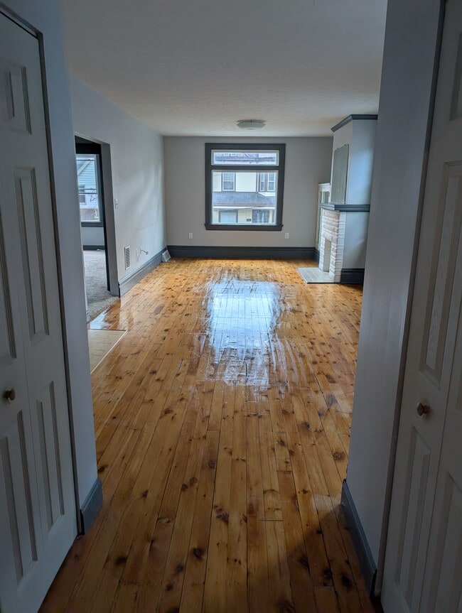 430 Dawson Ave, Unit #2