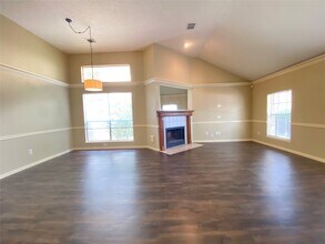14727 Sun Harbor Dr in Houston, TX - Building Photo - Building Photo