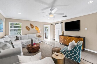 124 Bonnie Briar Ln in Delray Beach, FL - Building Photo - Building Photo