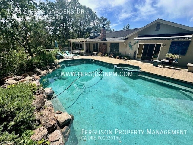 1504 Sierra Gardens Dr in Roseville, CA - Building Photo - Building Photo
