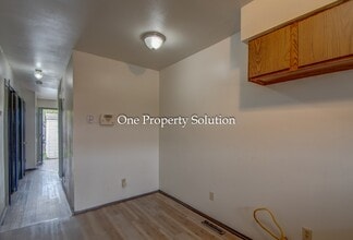 1147 Logan St in Hammond, IN - Building Photo - Building Photo