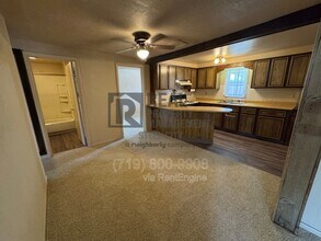 2401 Overton Rd in Pueblo, CO - Building Photo - Building Photo