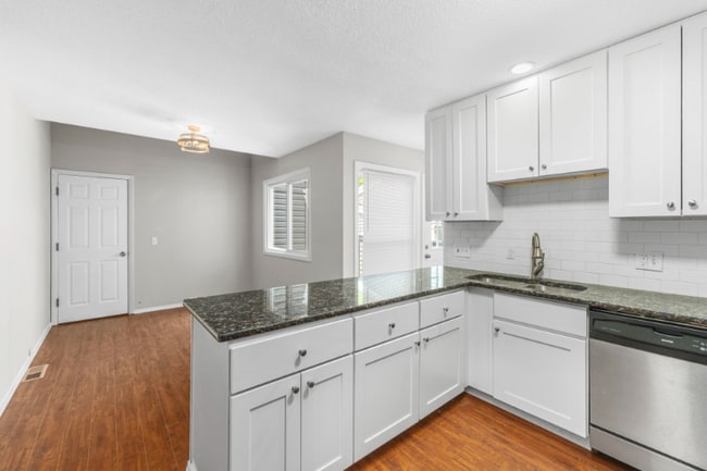 1013 Fairways Dr in Lake St. Louis, MO - Building Photo - Building Photo