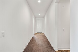 34596 Silky Dogwood Dr in Winchester, CA - Building Photo