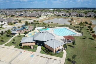24403 Blairburry Dr in Katy, TX - Building Photo - Building Photo