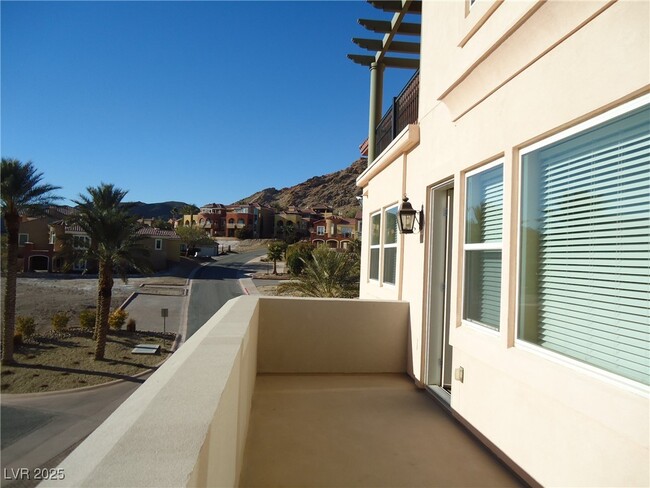 property at 64 Strada Principale