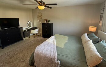 3924 SW 67th Ter in Davie, FL - Building Photo - Building Photo